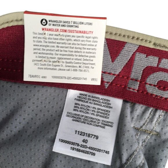 Wrangler Shorts Mens 40 Khaki Performance Zip Cargo 10 Inseam UPF 50 Wicking - Picture 5 of 16